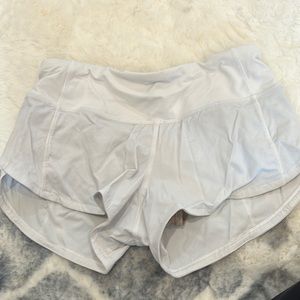 White speed up lululemon shorts